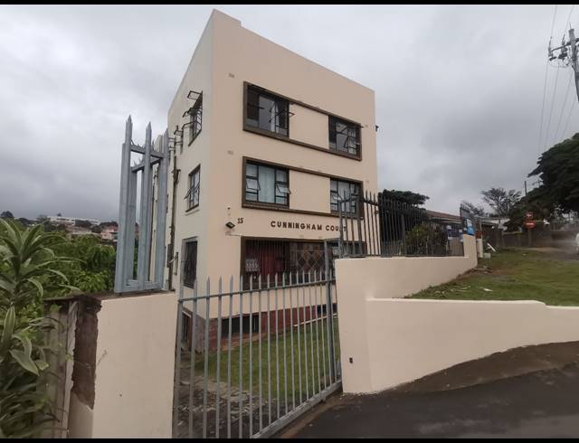 21 BEDROOM APARTMENT BLOCK FOR SALE IN UMBILO